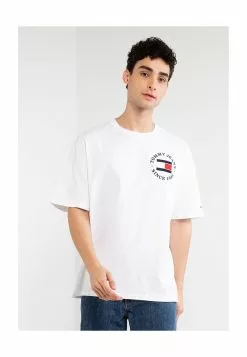 Tommy Hilfiger Flocked Flag Skater T-Shirt - Tommy Jeans Apparel