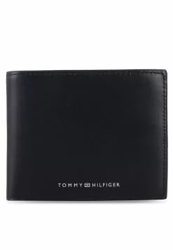 Tommy Hilfiger Modern Leather Bi-fold Wallet