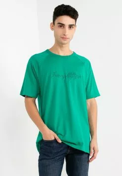 Tommy Hilfiger Mixed Type Casual Raglan Tee