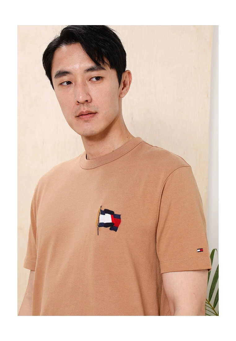 Tommy Hilfiger Wavy Flag Casual Tee - Men's Top - Image 7