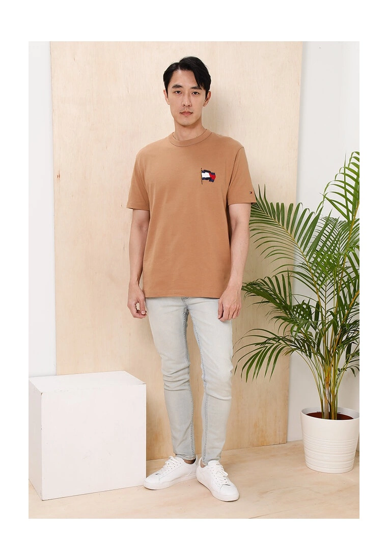 Tommy Hilfiger Wavy Flag Casual Tee - Men's Top - Image 8